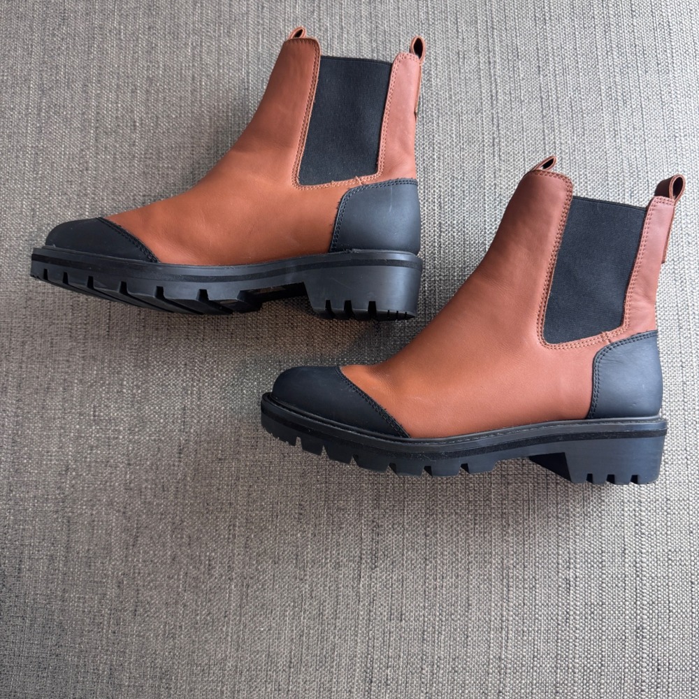 Antonio Melani Womens Tan Black Leather Lug Sole Chelsea Ankle Boots 8M